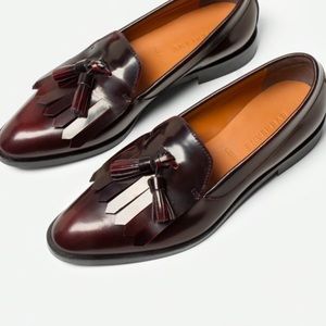 Everlane Oxblood modern tassel loafer size 6